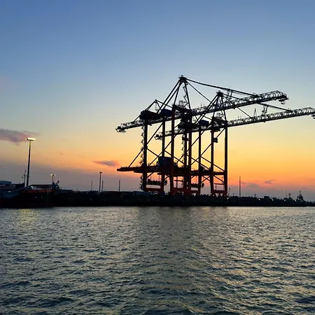 Tief 10 Mit Beheiztem Pool - Meerengel 1001 Schillig